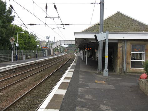 Kilwinning Station The Main Line Peter Whatley Cc By Sa 2 0