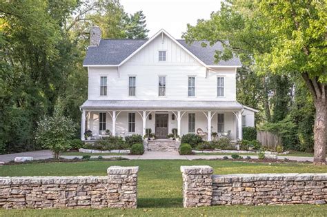 16 Cozy Wraparound Porch Ideas For Homes Of Every Style Artofit