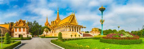 The throne hall inside the Royal Palace in Phnom Penh, Cambodia. Panorama Stock Photo | Adobe Stock