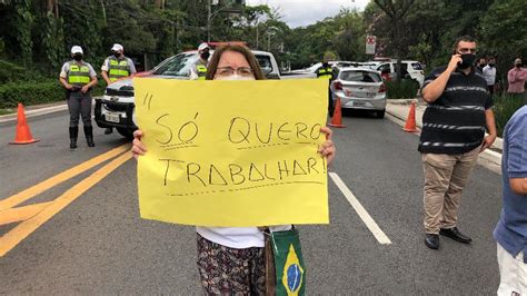 Doria Comunista Grupo Protesta Contra Fase Vermelha Em Sp