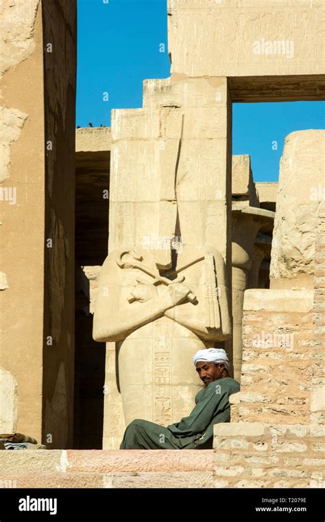 Gypten Luxor Theben West Ramesseum Der Totentempel Ramses Ii