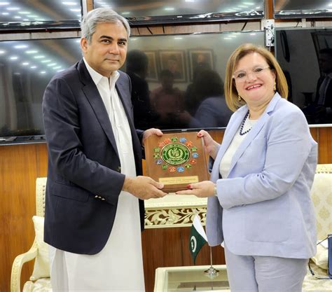 Federal Minister For Interior Mohsin Naqvi Presenting Souvenir To Ambas