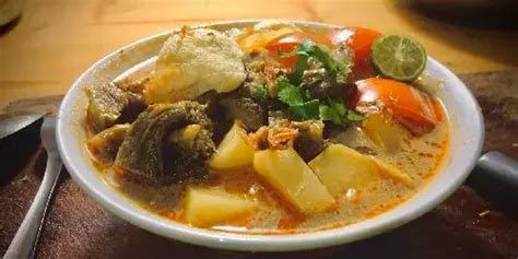 Jakarta Guide Sedap Banget Rekomendasi Warung Soto Betawi Bikin