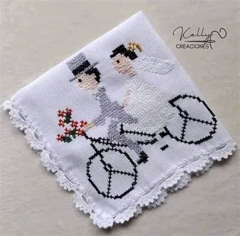 Pin By Maria Figueiredo On Ponto Cruz Almofadas In Cross Stitch