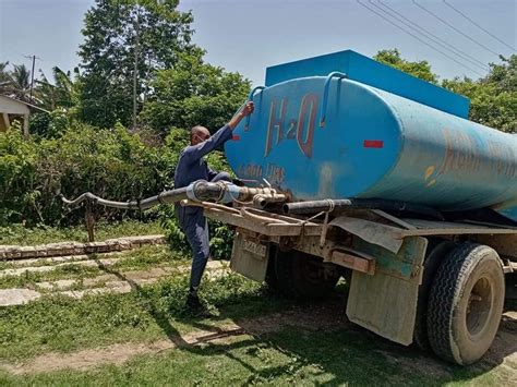 Proveen De Agua A Comunidades De Las Tunas Sin Servicio De Acueducto