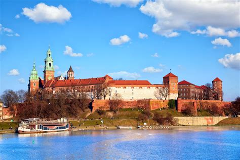 Wawel Jako Symbol Polskiej Historii I Kultury House Of Attractions