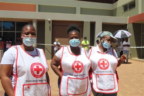 Red Cross Society On Site To Assist Cosmo City Voters Randburg Sun