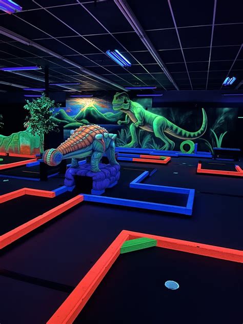 Glow Putt Mini Golf Updated January 2025 47 Photos And 45 Reviews