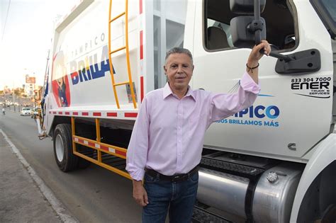 Entrega Chucho Nader Dos Modernos Camiones Recolectores De Basura