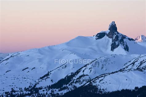 Sunrise Over mountain peak — sky, mountains - Stock Photo | #165684642