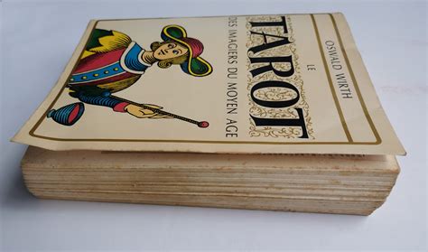 Le TAROT Des IMAGIERS Du MOYEN AGE Par Oswald WIRTH Bon Couverture