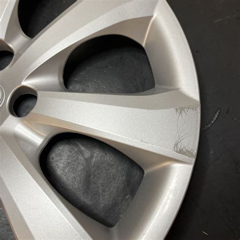 Toyota Corolla Oem Factory Hubcap Wheel Cover