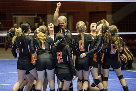 1a State Volleyball Cokeville Sweeps Snake River To Win Fourth