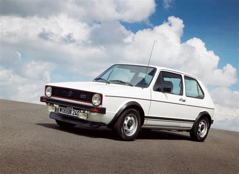 Classic Automotives, Car Colector, Car Insurance, Old Cars.: VW Golf I ...