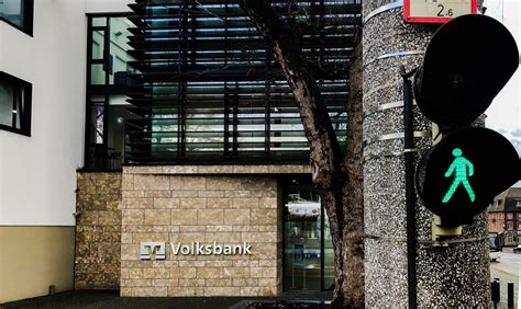 D Sseldorf Neuss Millionen Euro Weg Experte Kritisiert Volksbank