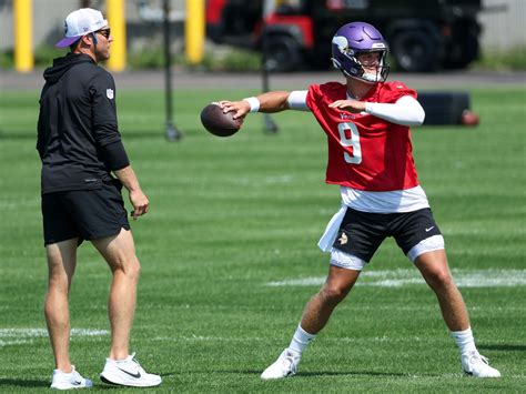 minnesota vikings fantasy football preview  draft guide analysis