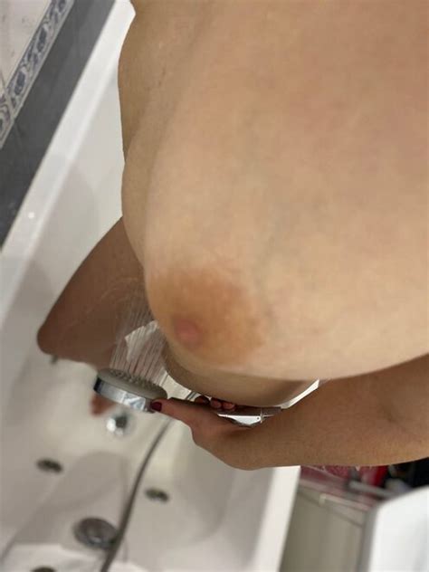 Eastern European VSCO Chick Poses Nude Vsco Chick Porn Pic