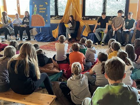 Stradens Schulen Der Kleine Prinz Stand Auf Dem Stundenplan