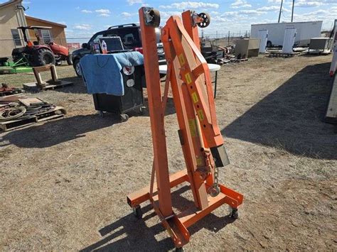 Central Hydraulics Ton Foldable Shop Crane Assiter Auctioneers