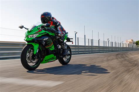 Kawasaki Ninja Zx R Im Test Moto Ch