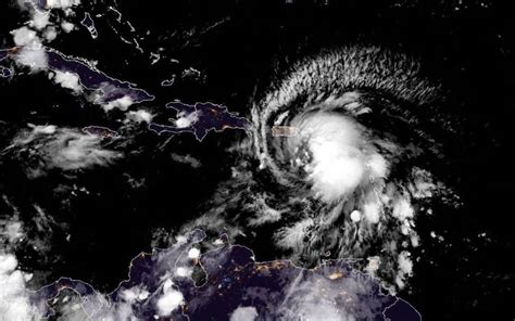 Tormenta Tropical Fiona Se Intensifica A Hurac N Categor A Antes De