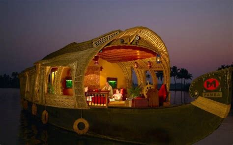 alleppey honeymoon houseboats   backwaters stay