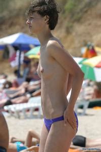 Beach Candid Bikini Topless Nude Girls Hq Pics Page
