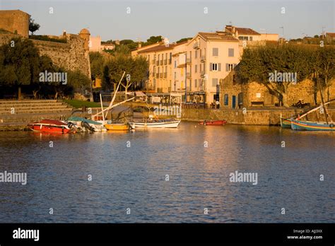 Barque Catalane Collioure Banque De Photographies Et Dimages Haute