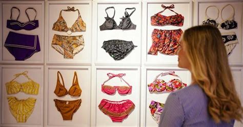 El bikini cumplió 75 años Emisora Costa del Sol 93 1 FM