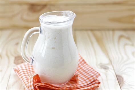 8 Foods That Contain Probiotics And They Aren T Yogurt Huffpost Life