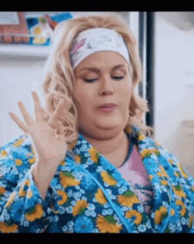 Fat Blonde Fat Suit Fat Blonde Fat Suit Music Video חיפוש ושיתוף של קובצי