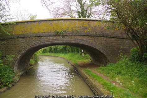 Griffins Bridge Oxford Canal Stephen McKay Cc By Sa 2 0 Geograph