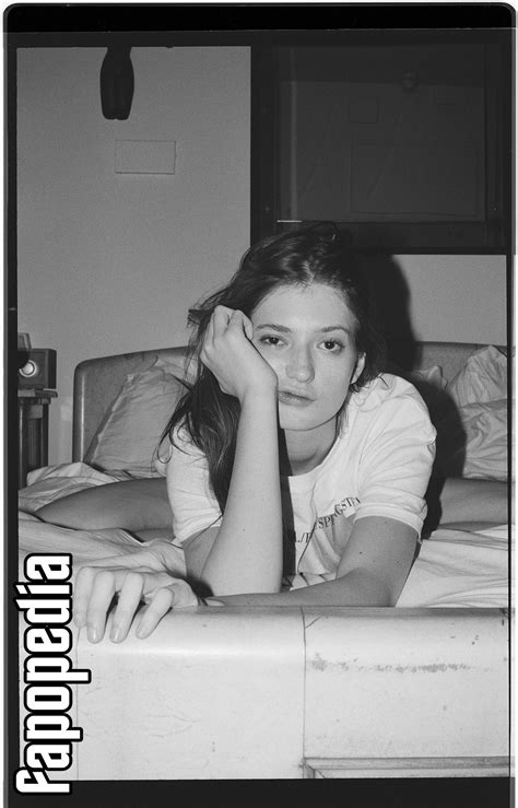 Alicia Davis Nude Leaks Photo Fapopedia