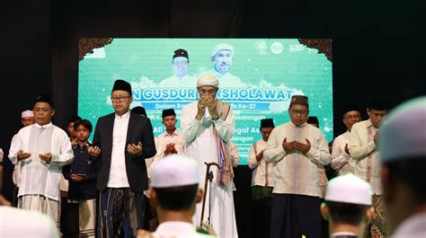 Uin Gus Dur Bersholawat Bersama Habib Ali Zainal Abidin Assegaf Dan Majelis Az Zahir Pekalongan