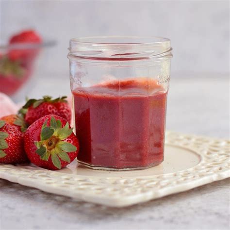 How To Make Strawberry Coulis To Serve With Cakes Desserts And As A Breakfast Topping This 3