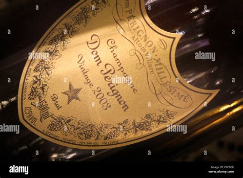 Dom perignon Fotos und Bildmaterial in hoher Auflösung Alamy