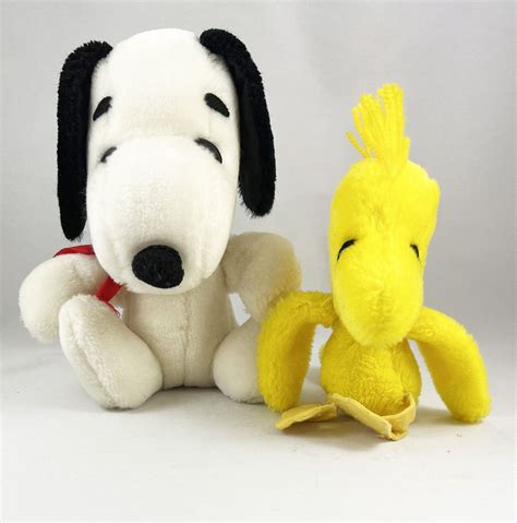 Snoopy Peanuts Vintage Plush Snoopy Woodstock