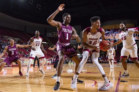 GALLERY: Men’s basketball falls to Fordham – Massachusetts Daily Collegian