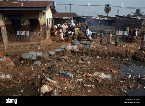 School At Kroo Bay Shanty Town Freetown Sierra Leone Stock Photo Alamy