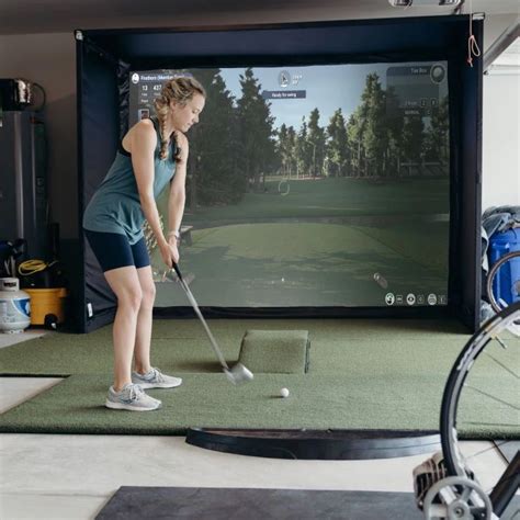 SWINGBAY Golf Simulator Screen Enclosure Golf Simulator Jakarta