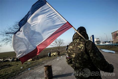 クリミア議会、ウクライナからの独立を決議 写真1枚 国際ニュース：afpbb News