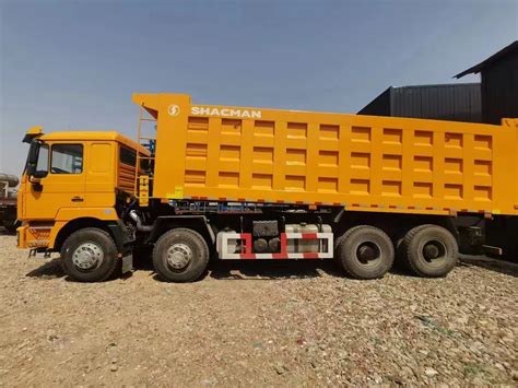 El precio bajo del año 2016 Sinotruk HOWO elevación frontal 12 Wheeler