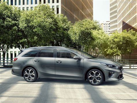 קיה סיד סטיישן Sw 2025 חווית נהיגה מושלמת Kia קפיטל מוטורס
