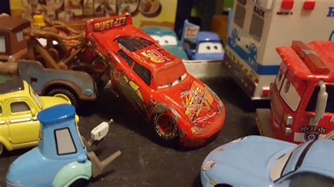 Disney Pixar Cars 3 Crashed Race Damaged Lightning Mcqueen Rusteze 95 Custom Review Youtube