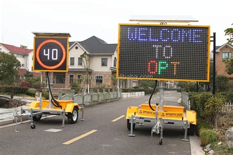 Optraffic New Portable Outdoor Led Road Sign Solar Power Mobile Led