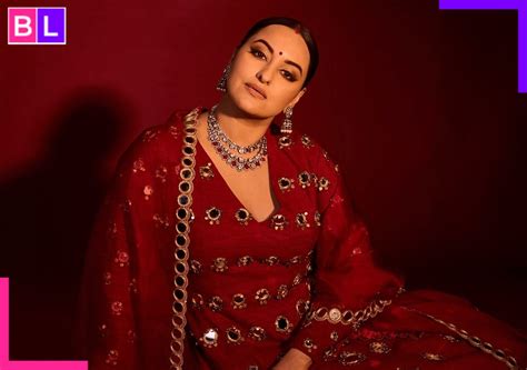 Is She Pregnant Sonakshi Sinha S Latest Pics With Zaheer Iqbal Spark