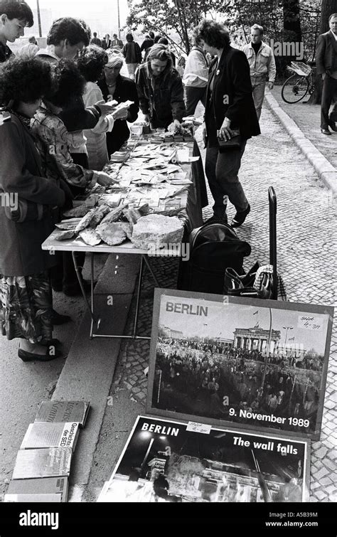 Der Fall Der Berliner Mauer 1989 Stockfotografie Alamy