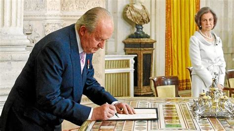 Juan Carlos I Cumple Diez Años Fuera Del Trono En Su Exilio árabe N