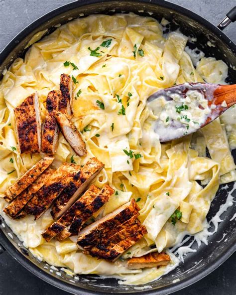 Creamy Chicken Alfredo Pasta With Blackened Chicken Sip And Feast