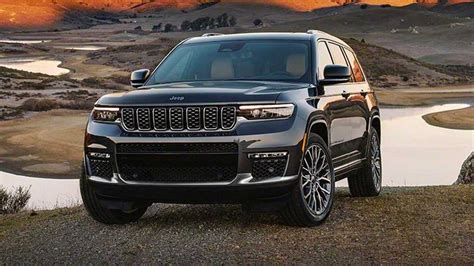 2022 Jeep Grand Cherokee Scooped With Striking New Design - Competing ...